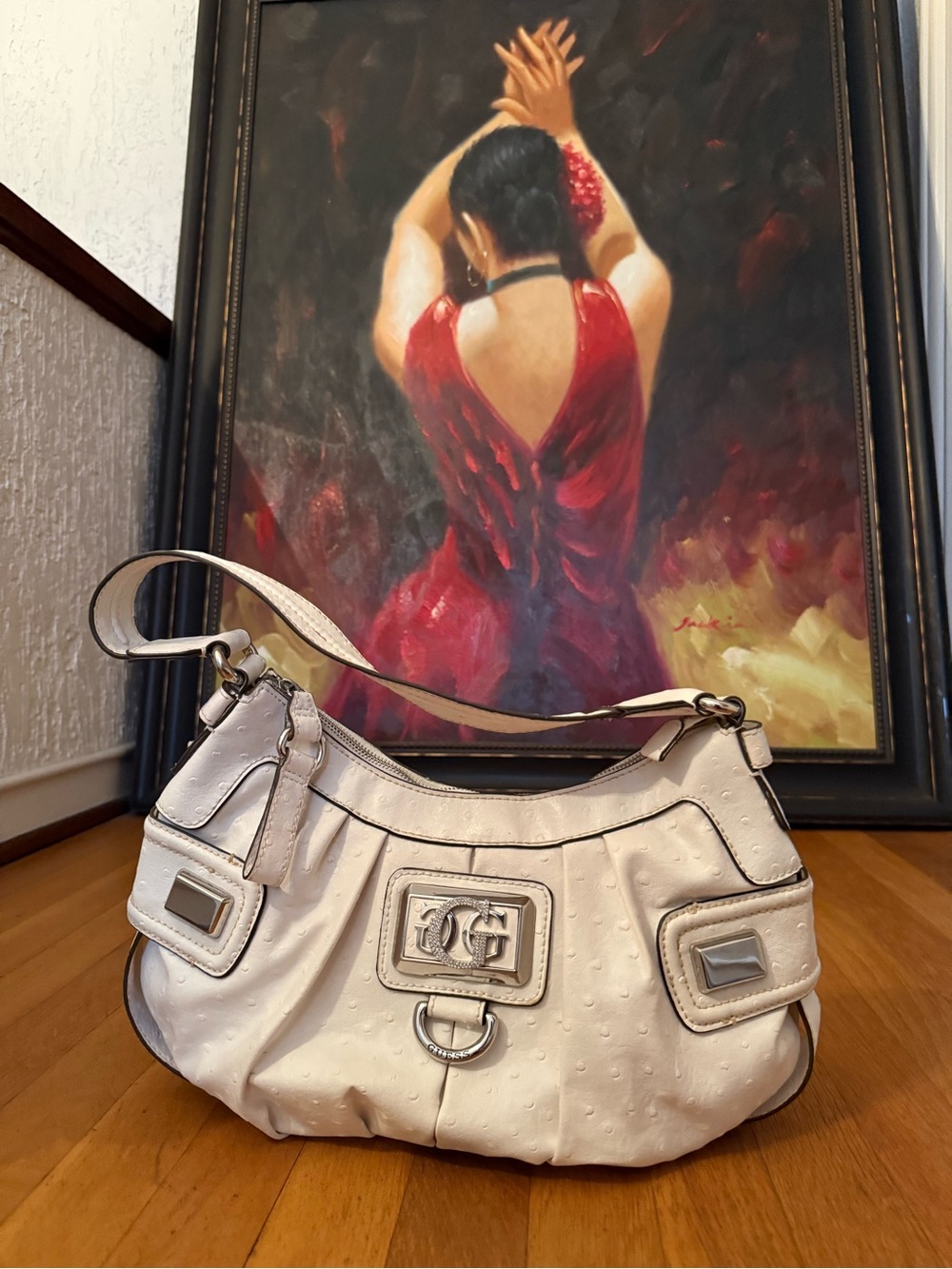 Y2K Guess Ivory/White Shoulder Bag with Silver Hardware